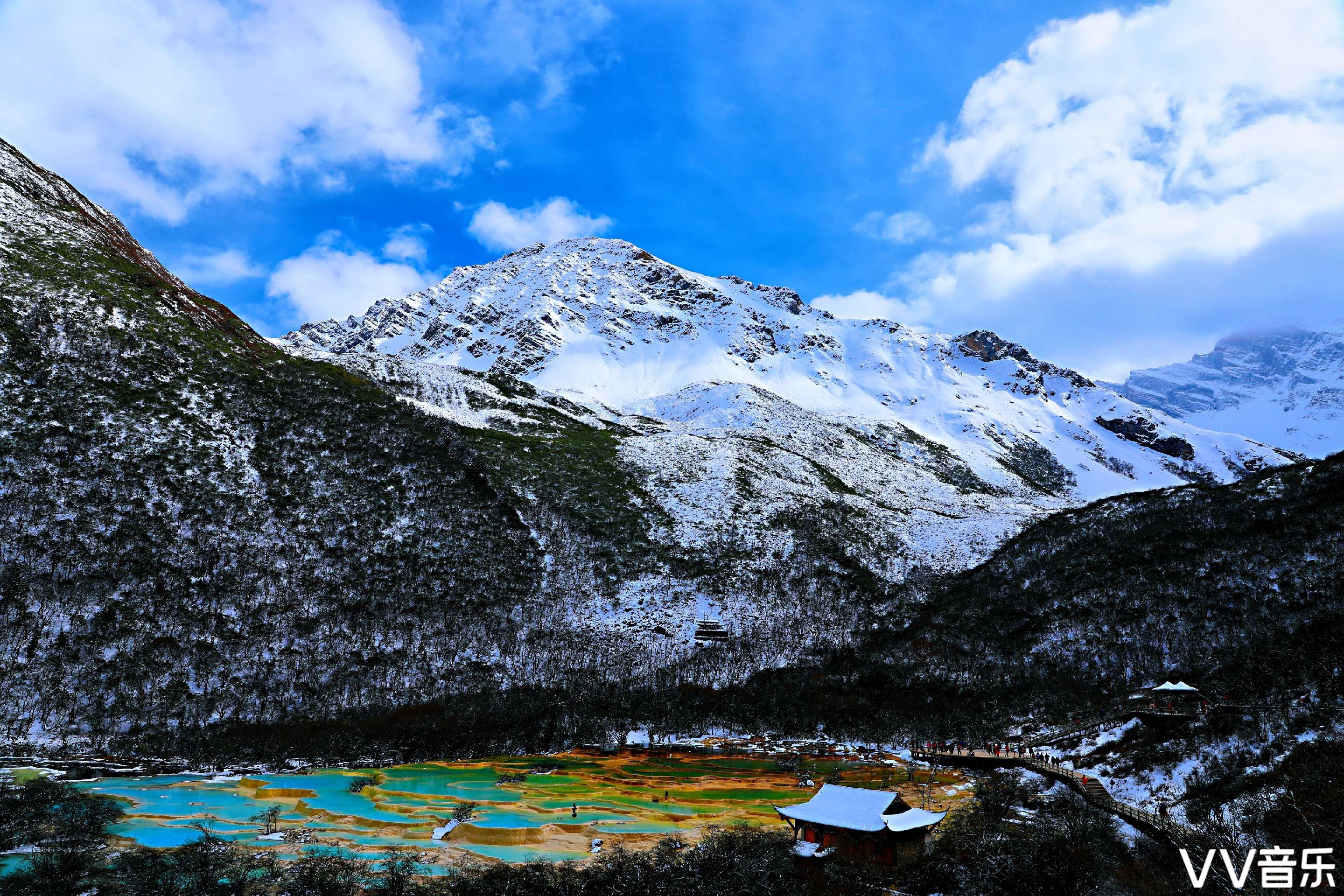 四川黄龙景区风景图