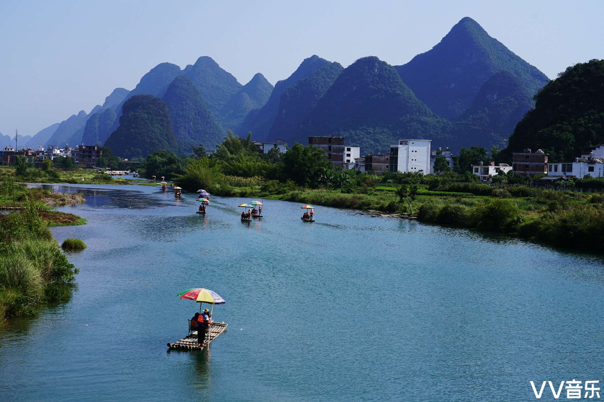 桂林山水之遇龍河漂流