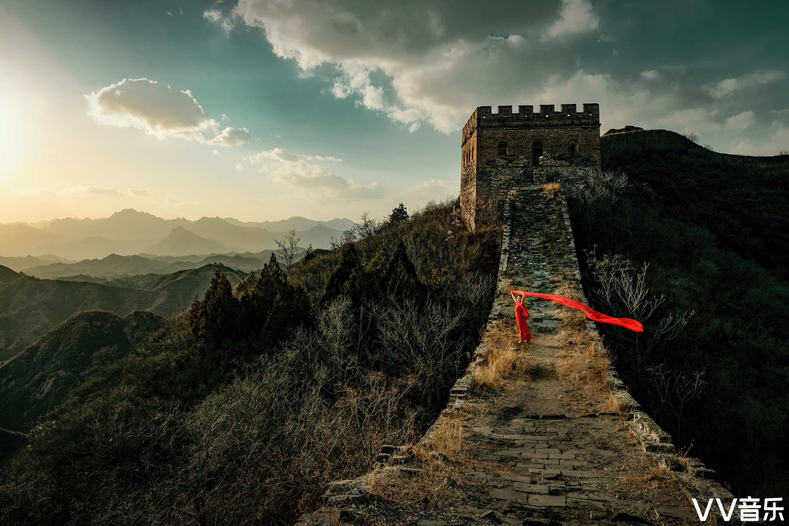 阿东/鸿/清风 /刘老师 摄影/后期:天天连萌 地址:金山岭长城 巍巍华夏