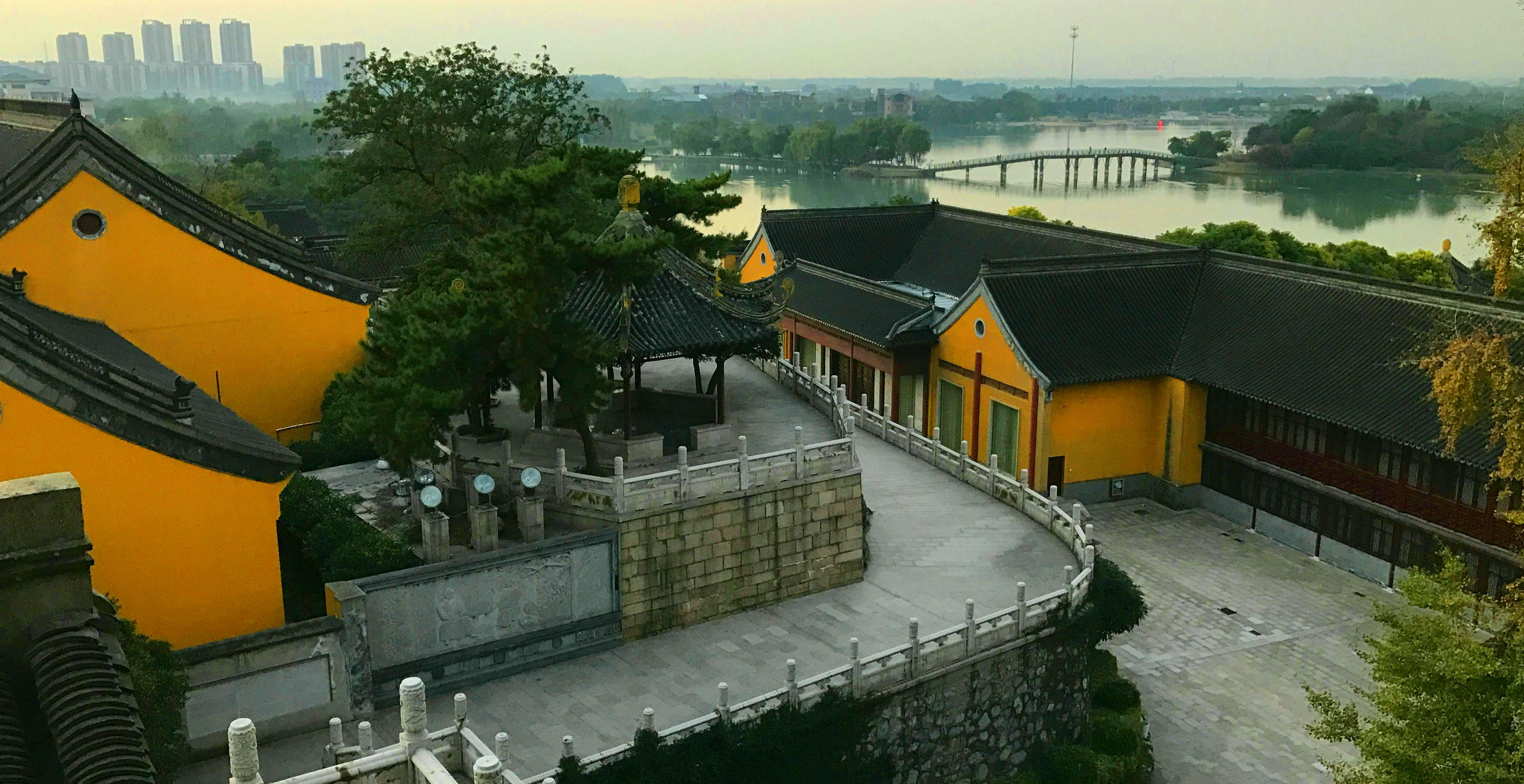 鎮江鍋蓋面和金山寺攝影超越