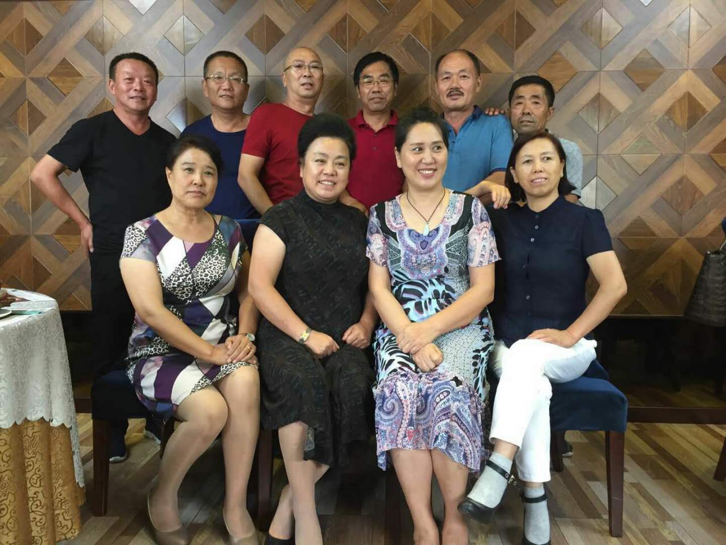 我们的时光为德惠三中首届群相册而作作者杨伟田诵读仇振明