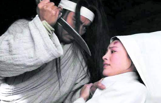 话说挑事儿的王婆就倒霉了,被官府拉着满大街游行,后来凌迟处死.