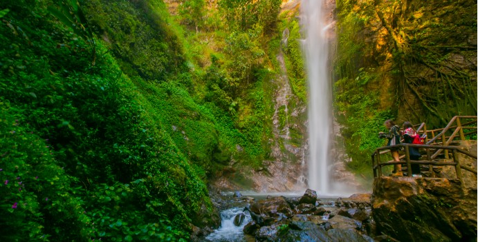 莫里瀑布令人神往