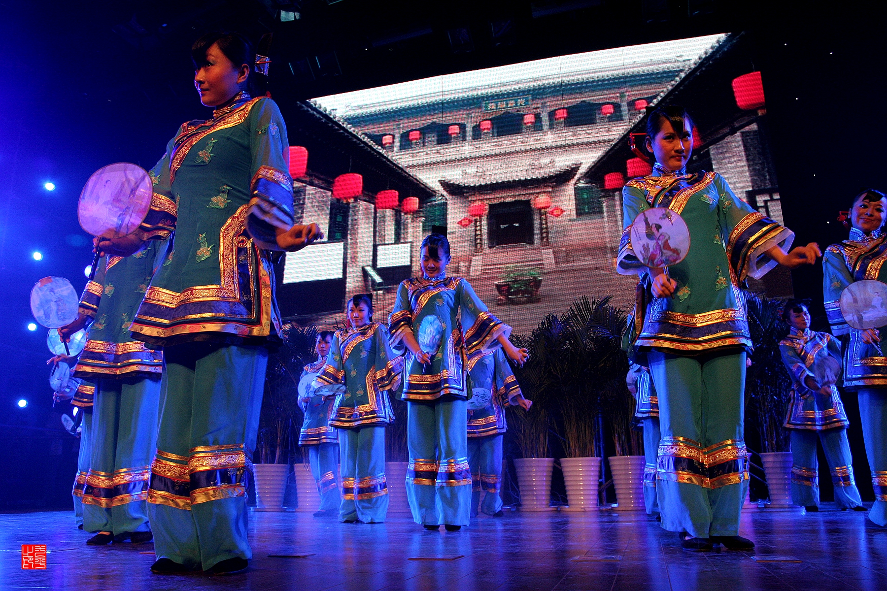 老片回顾2009年拍一把酸枣团扇舞我在现场