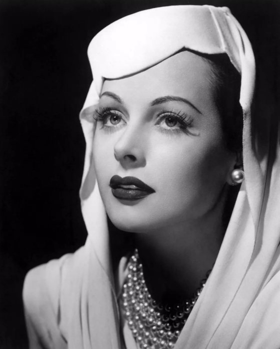 最有名的是克拉克·盖博↓↓大家是不是想到了费雯丽?