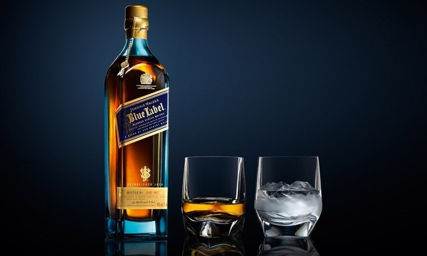 上过电视演过电影酒吧里的黑方红方蓝方到底是什么