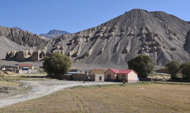 瓦恰乡秘景位于塔什库尔干县塔吉克自治县境东南部,距县城80 公里